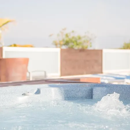 Villamarina Club 3* Σαλού