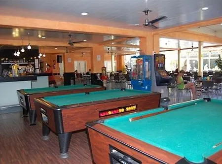 Ξενοδοχείο Villamarina Club 3*
